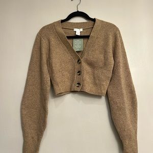 Ribbed knit short cardigan